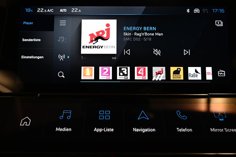 Vehicle image PEUGEOT 308