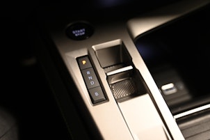 Vehicle image PEUGEOT 308 1.6 PHEV 195 GT