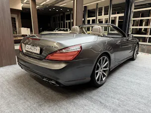 Mercedes-Benz SL 63 V8 AMG Cabriolet