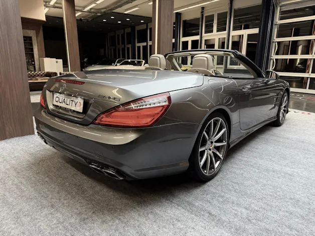 Mercedes-Benz SL 63 V8 AMG Cabriolet