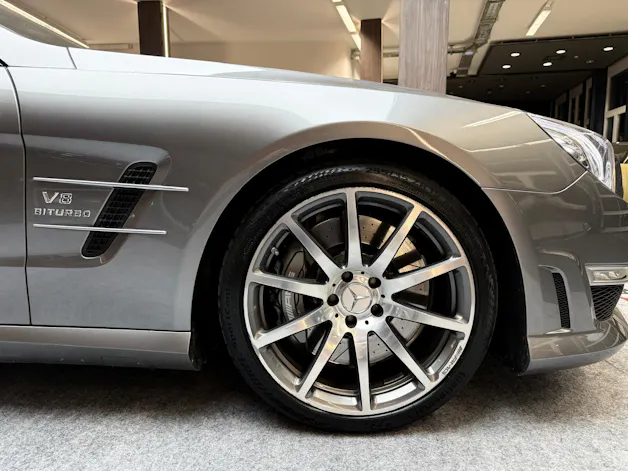 Mercedes-Benz SL 63 V8 AMG Cabriolet