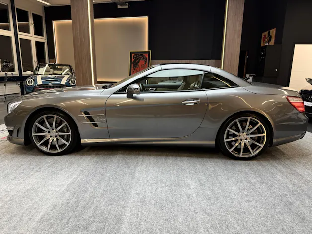 Mercedes-Benz SL 63 V8 AMG Cabriolet
