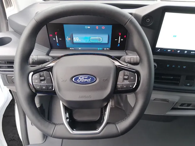 Ford E-Transit Custom Van 320 L1 Trend
