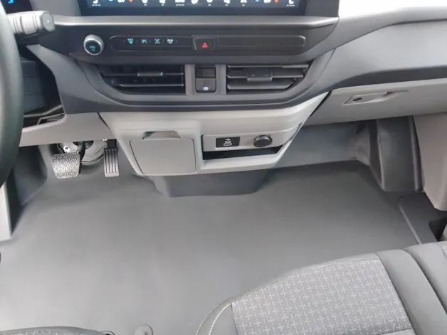Ford E-Transit Custom Van 320 L1 Trend