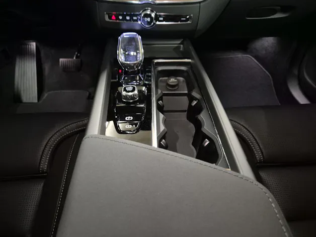 Volvo XC60 2.0 T6 TE Ultra Dark eAWD