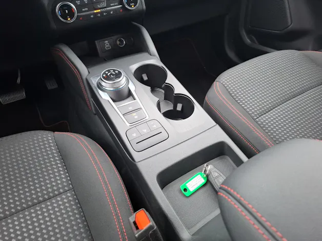 Ford Kuga 2.5 Hybrid ST-Line 4x4