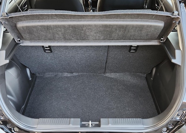 Vehicle image 14 Vehicle image 14