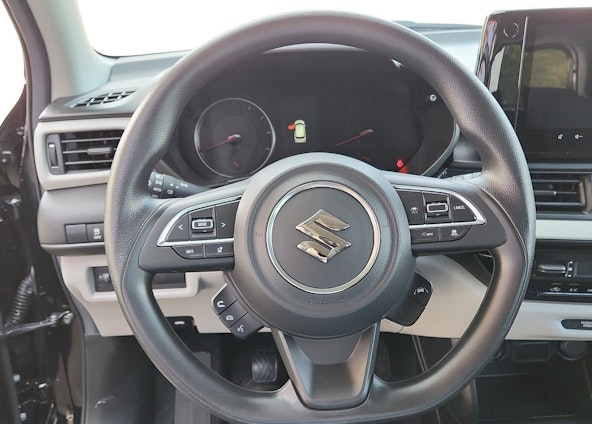 Vehicle image 9 Vehicle image 9