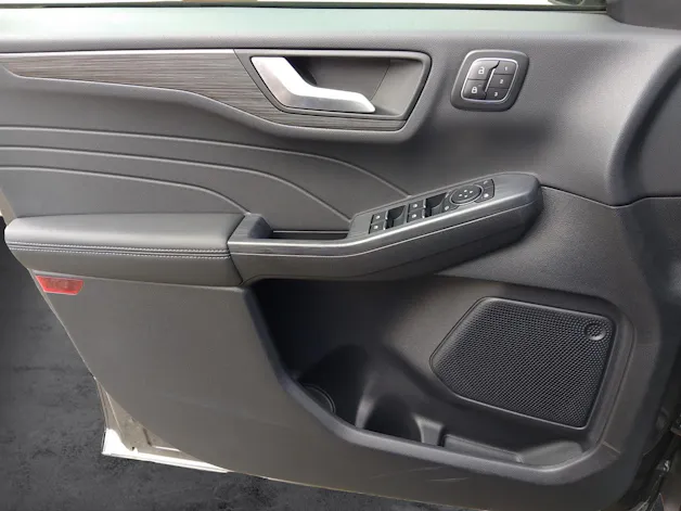 Ford Kuga 2.5 Plug-in Hybrid Active X 242 PS