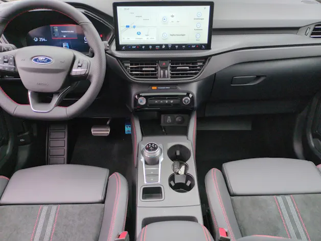 Ford Kuga 2.5 Hybrid ST-Line X 4x4