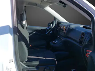 Mercedes-Benz eVito 129 Lang Worker