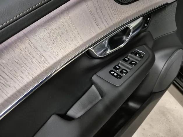 Volvo XC90 2.0 T8 TE Ultra Dark eAWD