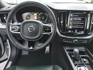 Volvo XC60 2.0 T8 TE R-Design eAWD