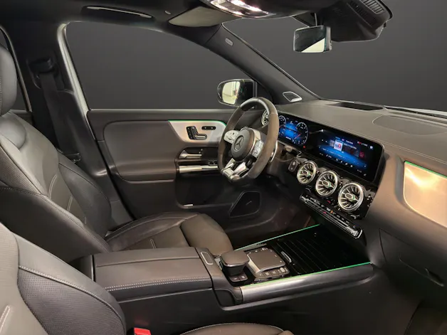 Mercedes-Benz GLA 45 S AMG 4Matic+ 8G-Speedshift DCT