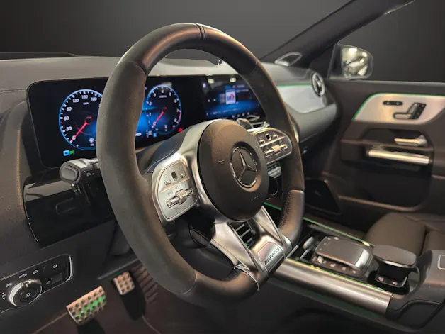 Mercedes-Benz GLA 45 S AMG 4Matic+ 8G-Speedshift DCT