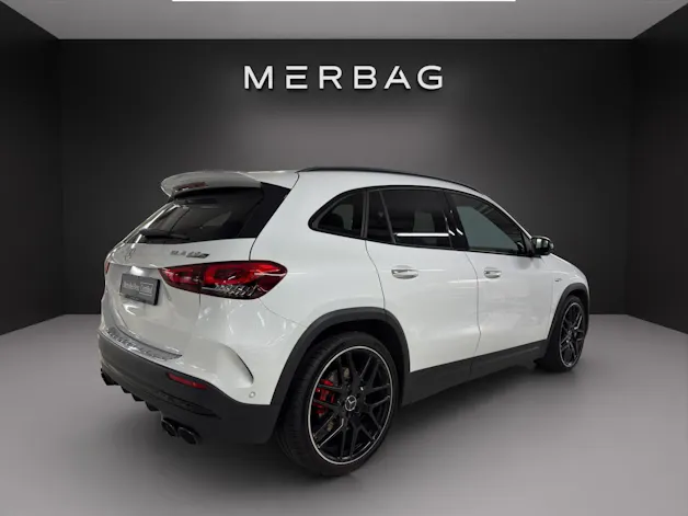 Mercedes-Benz GLA 45 S AMG 4Matic+ 8G-Speedshift DCT