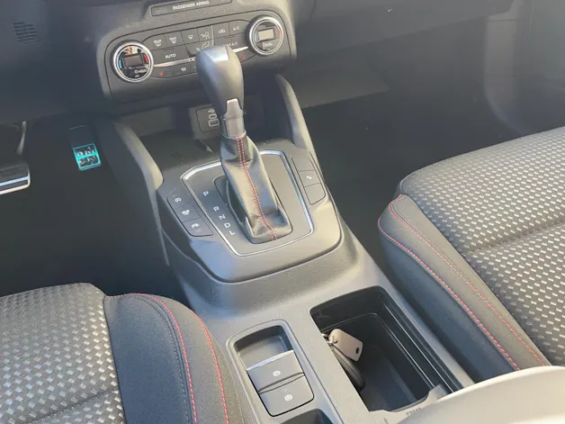 Ford Focus 1.0i EcoB Hybrid 155 ST-Line Style