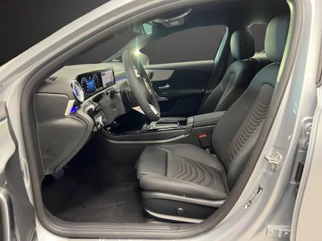 Mercedes-Benz A 200 7G-DCT
