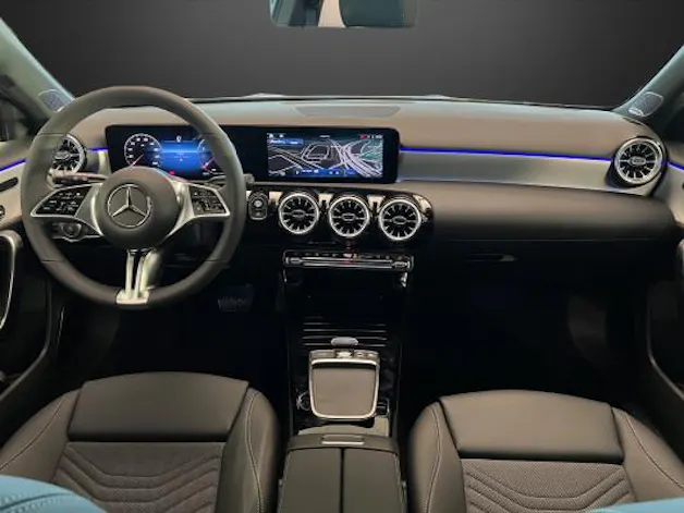 Mercedes-Benz A 200 7G-DCT