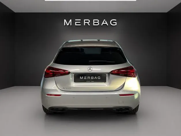 Mercedes-Benz A 200 7G-DCT