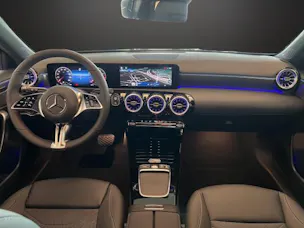 Mercedes-Benz A 200 7G-DCT
