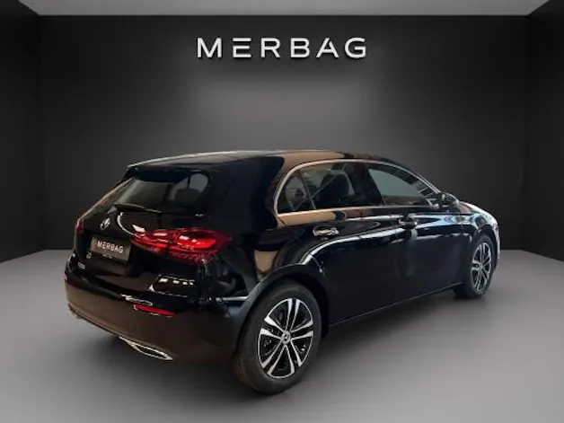 Mercedes-Benz A 200 7G-DCT
