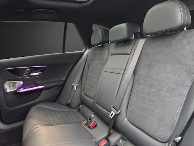 Mercedes-Benz C 300de T EQ Hybrid 4M