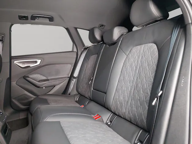 Audi A5 Avant TDI 150 kW Attraction S tronic