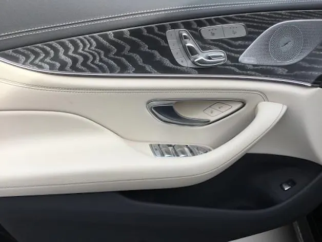 Mercedes-Benz CLS 300 d AMG Line 4M