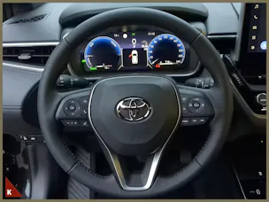 Toyota Corolla Cross 2.0 HSD Trend AWD-i