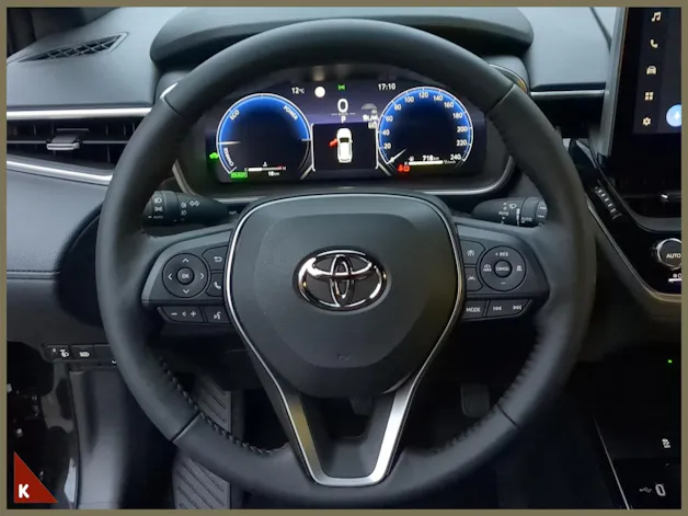 Toyota Corolla Cross 2.0 HSD Trend AWD-i