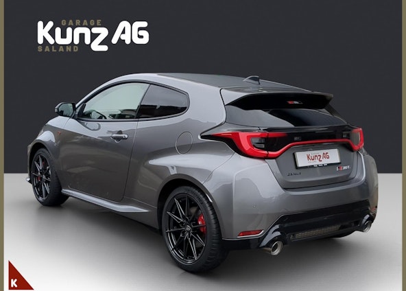 Vehicle image 3 Vehicle image 3