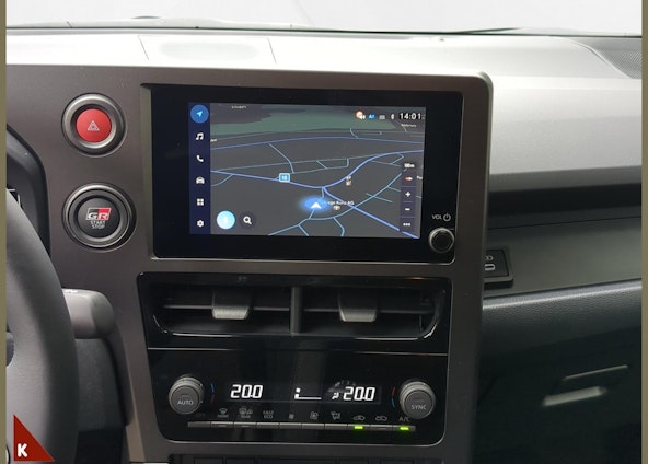 Vehicle image 15 Vehicle image 15