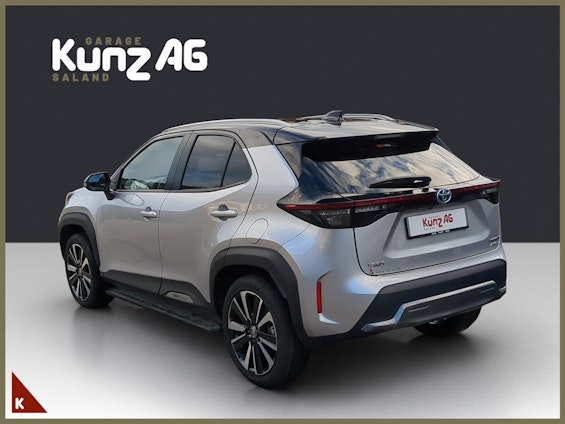 Vehicle image 3 Vehicle image 3