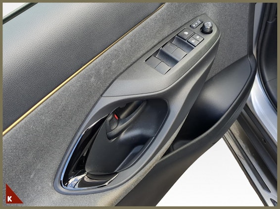 Vehicle image 11 Vehicle image 11