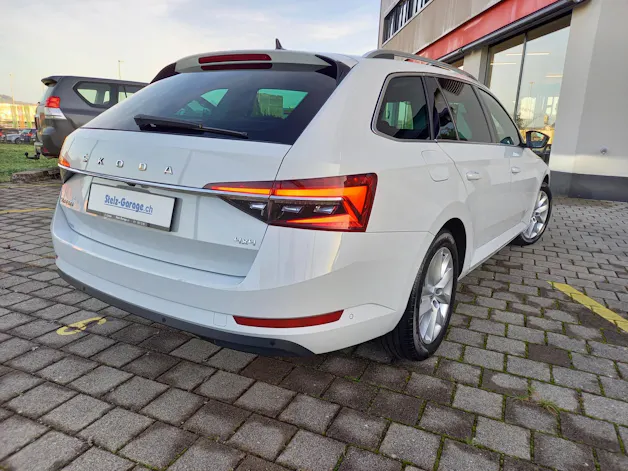 Škoda Superb Combi 2.0 TDI 200 Style 4x4 DSG