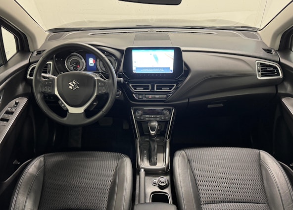 Vehicle image 8 Vehicle image 8