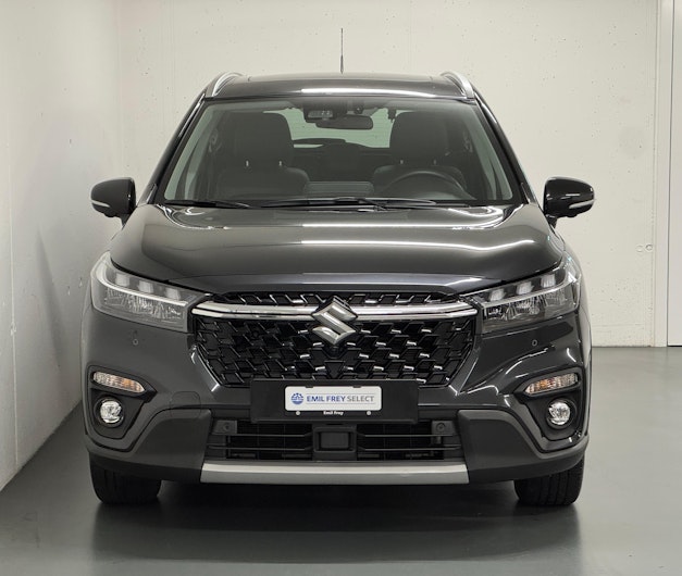 Vehicle image SUZUKI S-CROSS