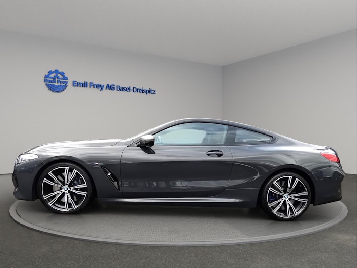 Vehicle image BMW 8 SERIES