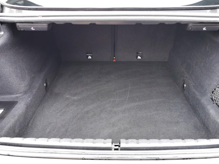 Vehicle image BMW 8 SERIES