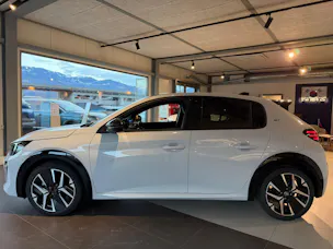 Peugeot 208 1.2 Hybrid 145 GT