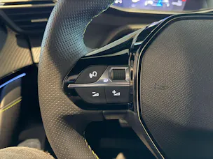Peugeot 208 1.2 Hybrid 145 GT