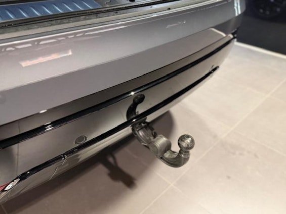 Vehicle image 12 Vehicle image 12