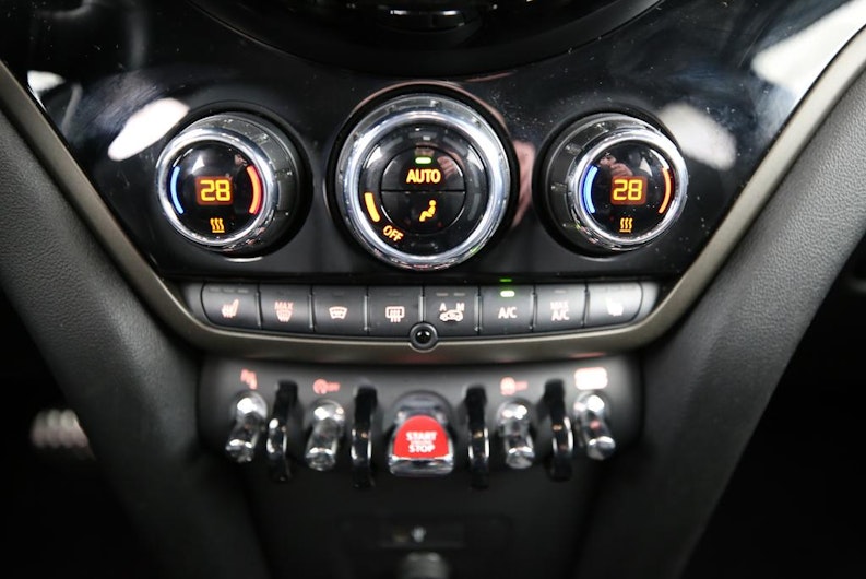 Vehicle image MINI COUNTRYMAN