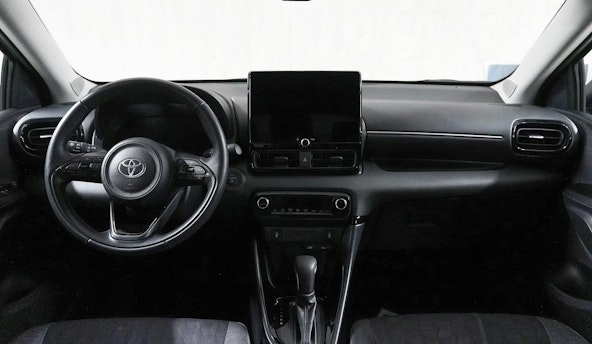 Vehicle image 4 Vehicle image 4