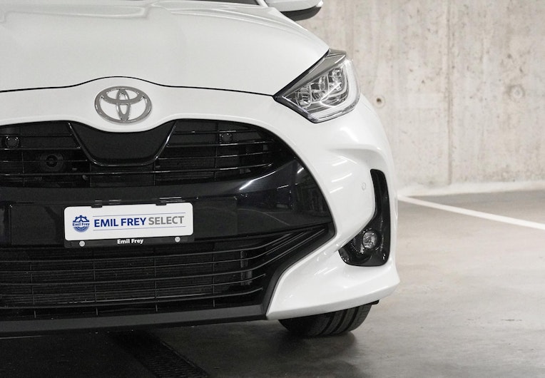 Vehicle image TOYOTA YARIS