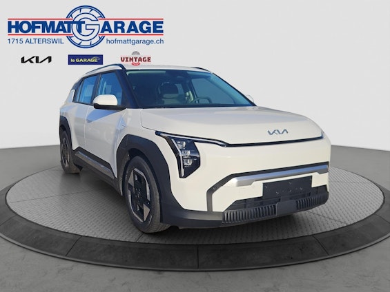 Vehicle image 2 Vehicle image 2