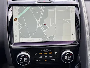 Jaguar E-Pace 2.0 I4 200 R-Dynamic SE AWD