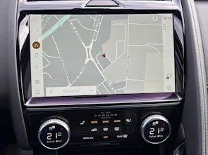 Vehicle image JAGUAR E-Pace 2.0 I4 200 R-Dynamic SE AWD