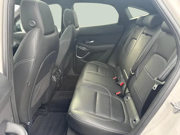 Jaguar E-Pace 2.0 I4 200 R-Dynamic SE AWD